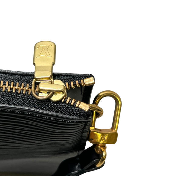 Louis Vuitton Pochette Baguette Bag Black Epi Leather Zip Closure - Picture 3 of 6